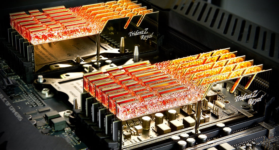 Trident Z Royal Series 32GB x 16GB 288ピン SDRAM DDR4 4000 P  並行輸入｜その他PCパーツ