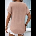 thumbnail image 3 of Camiseta Básica de Corta para Mujer, Informal, de Punto Gofre, con Cuello en V, Color Caqui, Talla M, 3 of 4