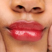 Frilliance Moisturizing Lip Gloss in Cherry Glaze (8 ml / 28 fl oz)