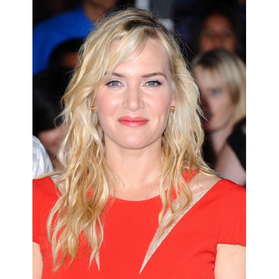 Kate Winslet At Arrivals For Divergent Premiere Canvas Art -  (16 x 20)