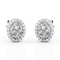 thumbnail image 1 of JeenMata Pendientes de Botón con Halo de Moissanita de Corte Ovalado de 2,2 Quilates y Engaste en Garras, Chapado en Oro Blanco de 18 K sobre Plata, 1 of 5