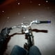 thumbnail image 4 of Puños Led Recargables para Manillar de Bicicleta | Fundas de Silicona Luminosas para Manillar para Ciclismo Nocturno | Ajuste Universal de 22 Mm, Resistentes Al Agua, Autonomía de 5 a 8 Horas, 4 of 7