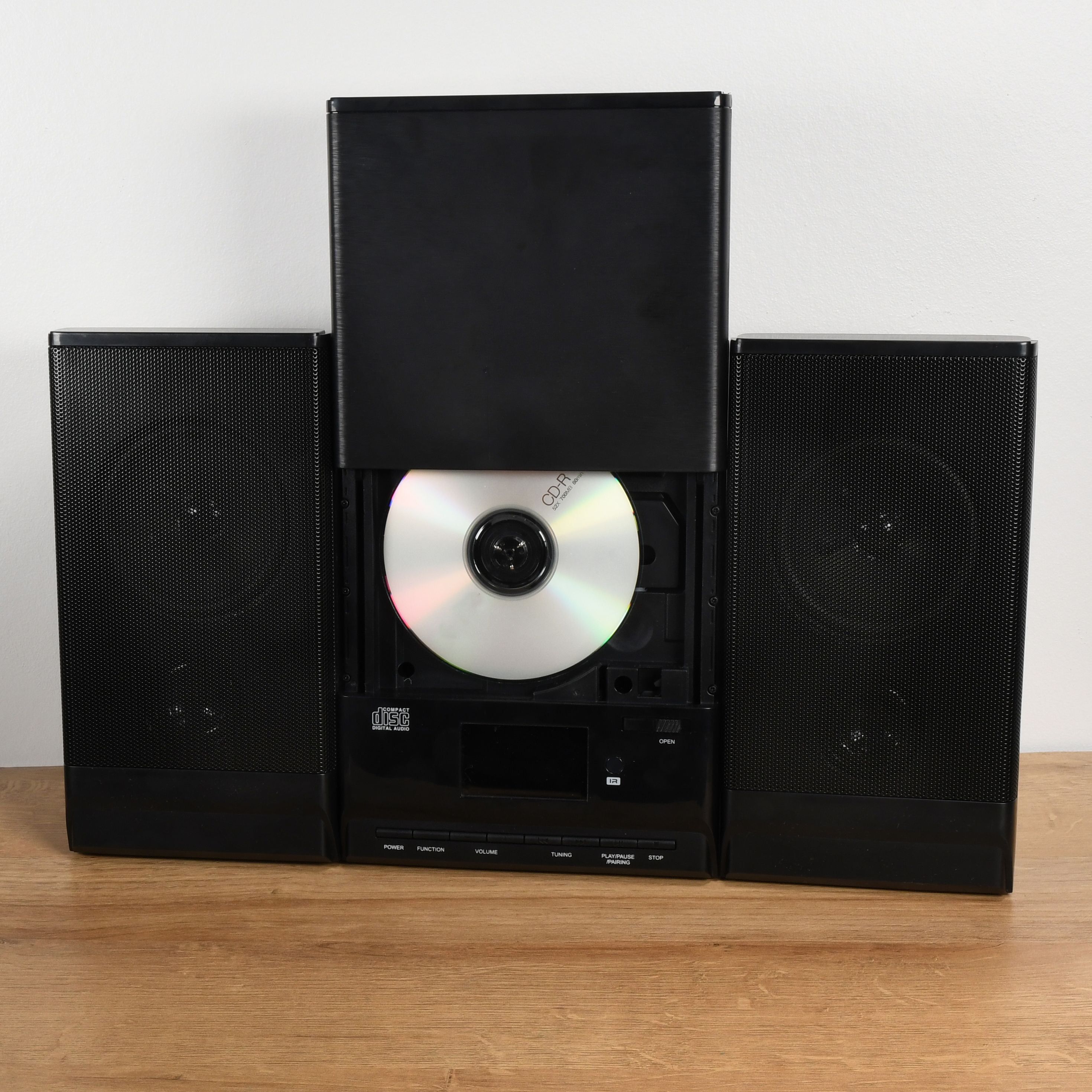 ONN Mini Stereo System ONA-503 CD Player AM/FM Stereo Radio Digital Refurbished 