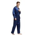 thumbnail image 3 of Tony & Candice Conjunto de pijama de satén clásico para hombre (azul mediano con ribetes blancos), 3 of 5