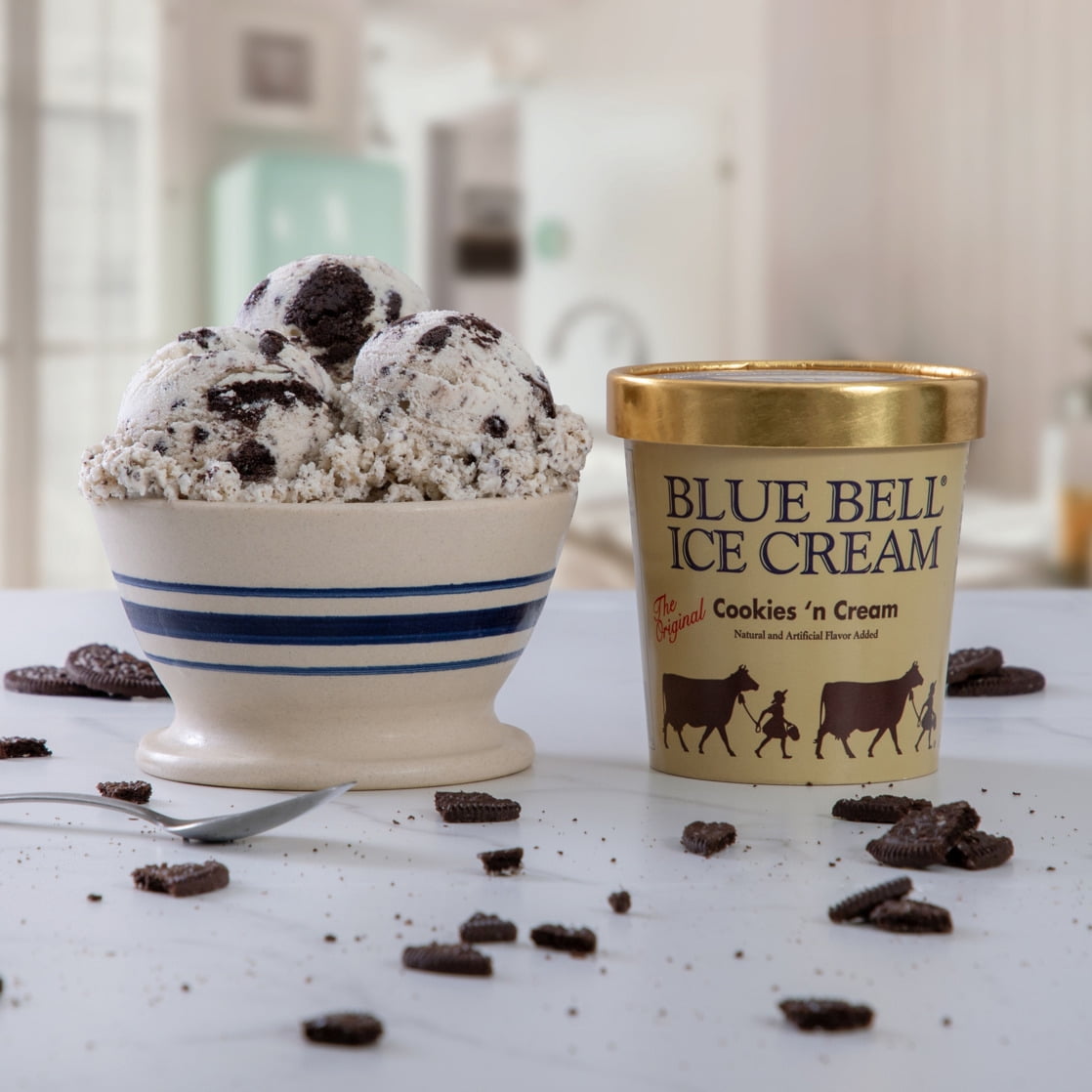 Blue Bell Gold Rim Cookies 'n Cream Ice Cream Pint, 16 fl oz