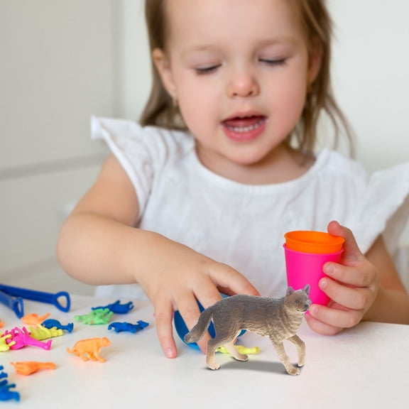 LOLIPPYY Cognitive Wolf Model Plastic Grey Realistic Figure Statue for Shelf 1Pcs