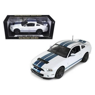 2013 Ford Shelby Mustang Cobra GT500 Grey With Black Stripes 1/18