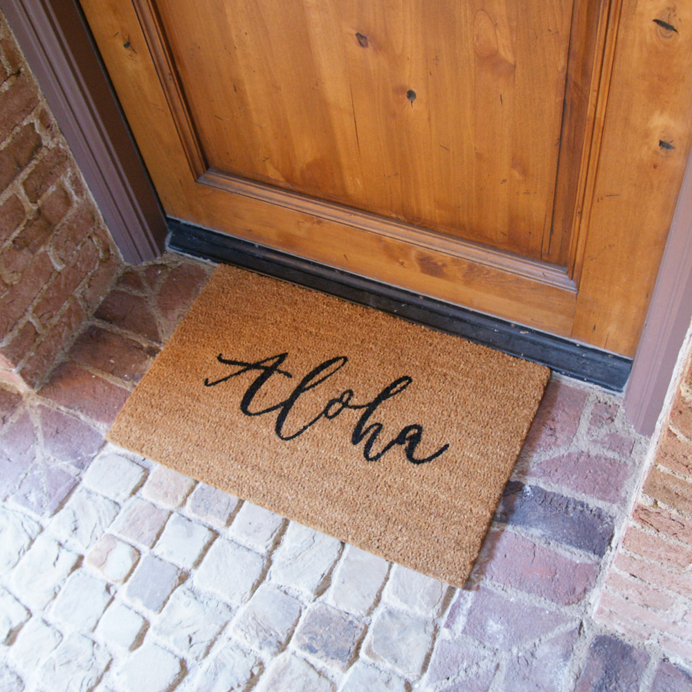 Rubber-Cal Welcome to The Luau! Natural Coir Pineapple Doormat 15mm X 18" X 30", Welcome Luau!