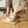 thumbnail image 2 of Contenedor hermético de arroz con taza medidora, dispensador de alimentos secos de cereales de 3 a 5 libras, caja de contenedores de alimentos para mascotas, perros y gatos, recipientes de, 2 of 4
