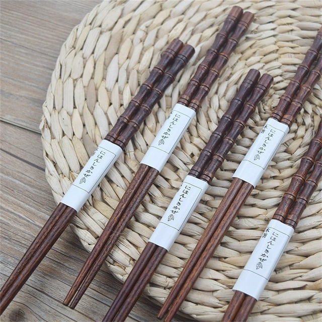 Set de palillos de madera reutilizables - 5 pares de madera natural de wenge con agarre antideslizante para sushi, fideos y cocina asiática - Set de regalo ecológico