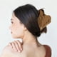 thumbnail image 2 of Ofertas Únicas 1 Pc Clip para el Cabello Clip de Garra con Patrón de Satén Triangular 5.51"x2.36"x3.54" Café, 2 of 5