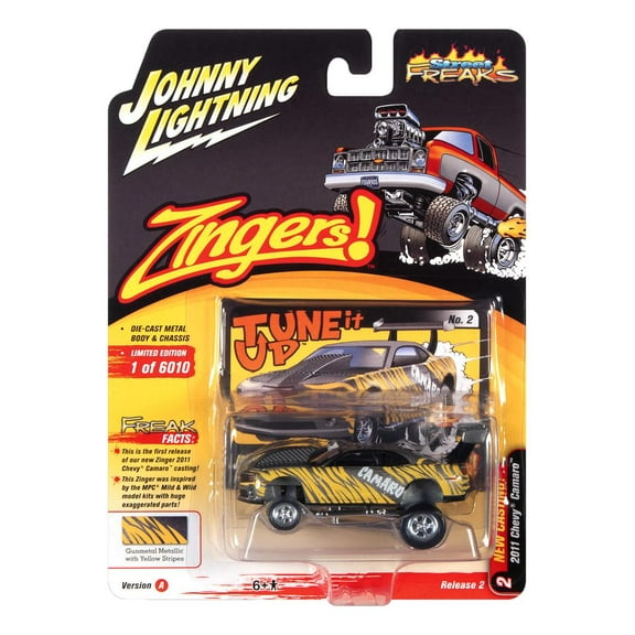 Johnny Lightning 1:64 Street Freaks Ver A 2011 Chevy Camaro Metalic W Yellow