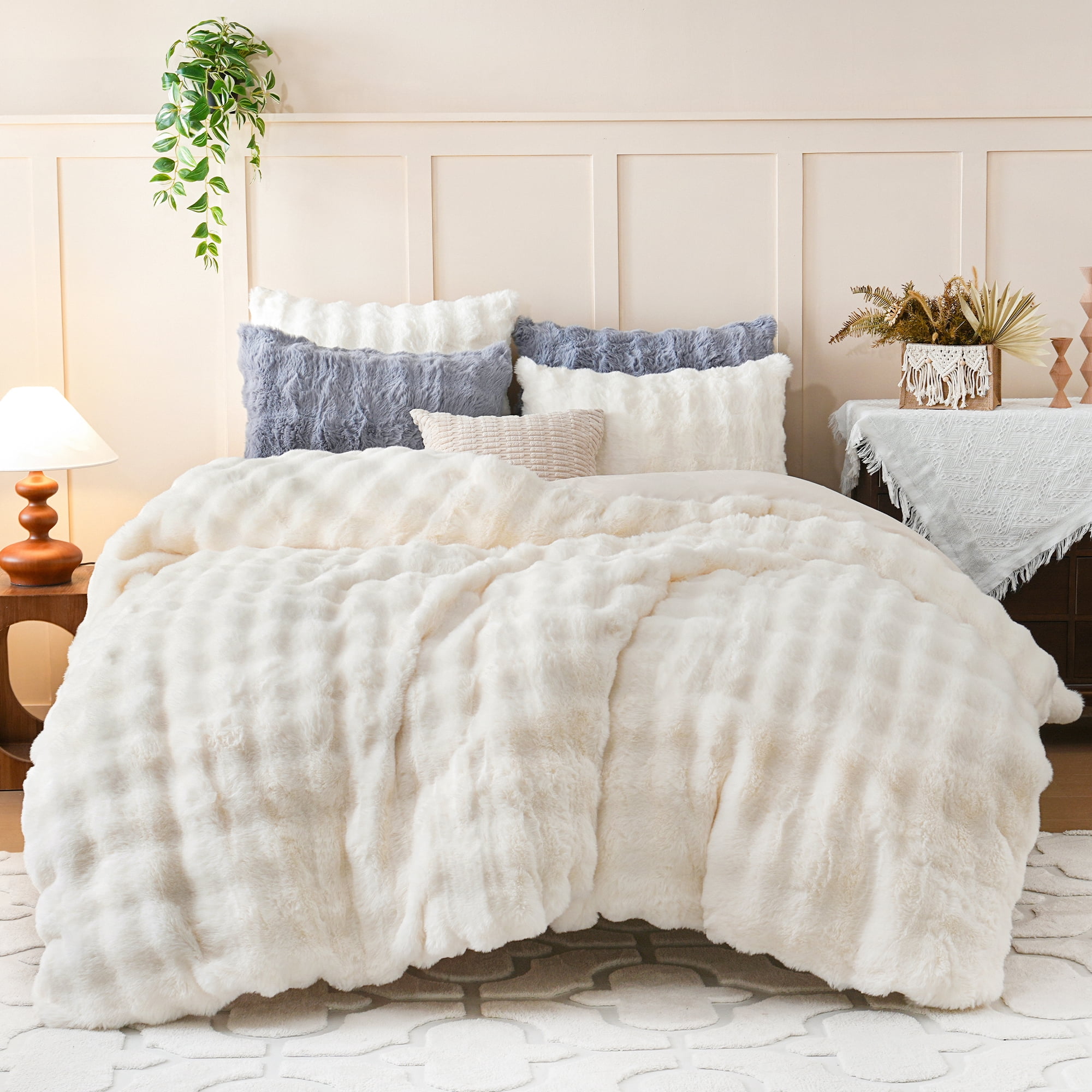 BLEUM CADE 3 Piece Fluffy Comforter Set King Size,Fuzzy Soft Faux Rabbit Fur Bedding Set Off -White,Shaggy Plush Duvet Cover Set with 2 Pillowcases