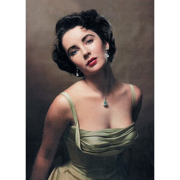 Elizabeth Taylor - Green Dress with Green Necklace Photo Print (8 x 10)