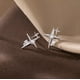 thumbnail image 4 of Pendientes de estrella de plata de ley 925 para mujeres y adolescentes, pendientes con forma de estrella, adecuados para el uso diario, 4 of 5