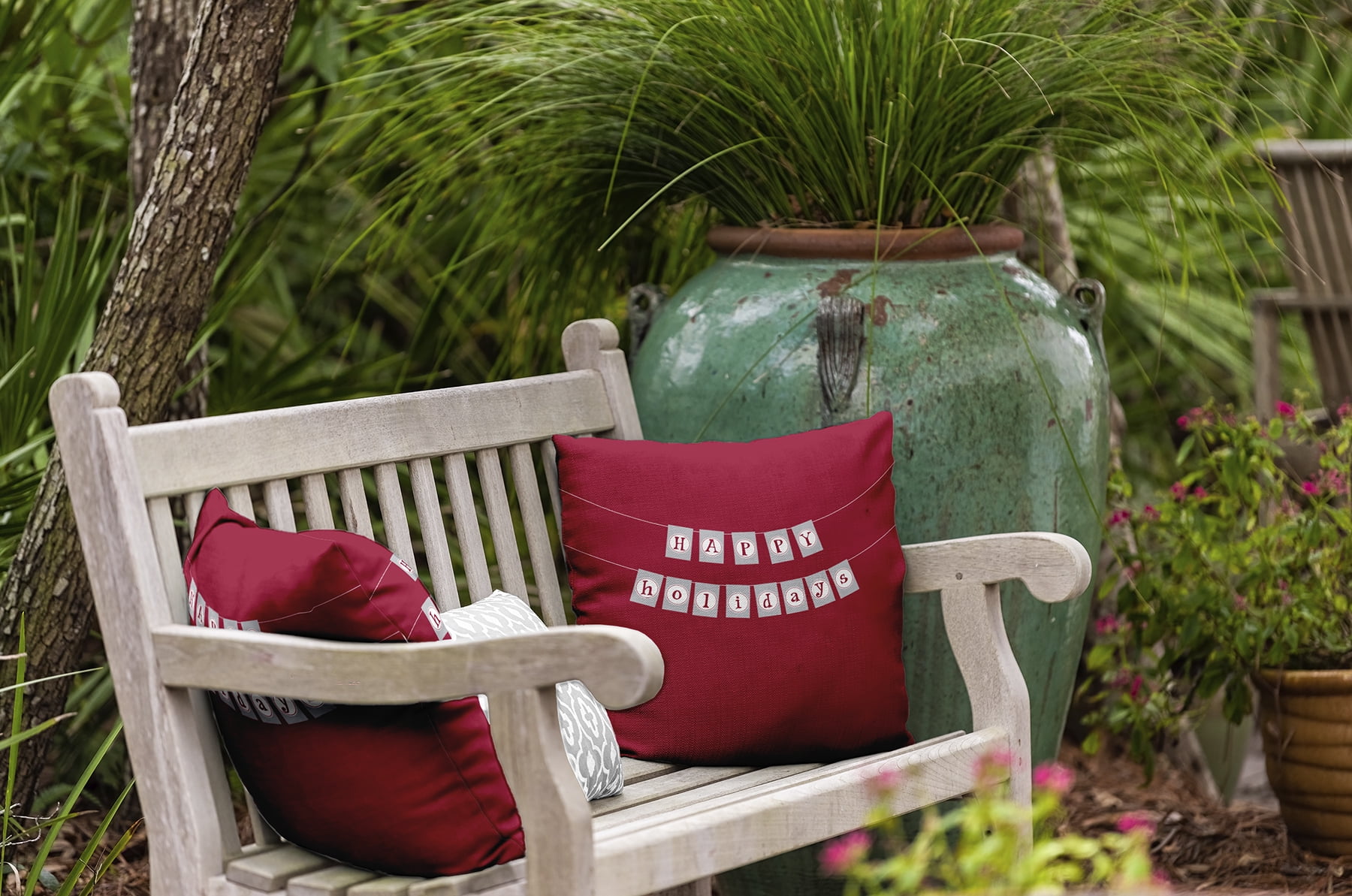 Simply Daisy 16" x 16" Happy Holidays Banner Polyester Indoor/Outdoor Pillow, Red (1 count)