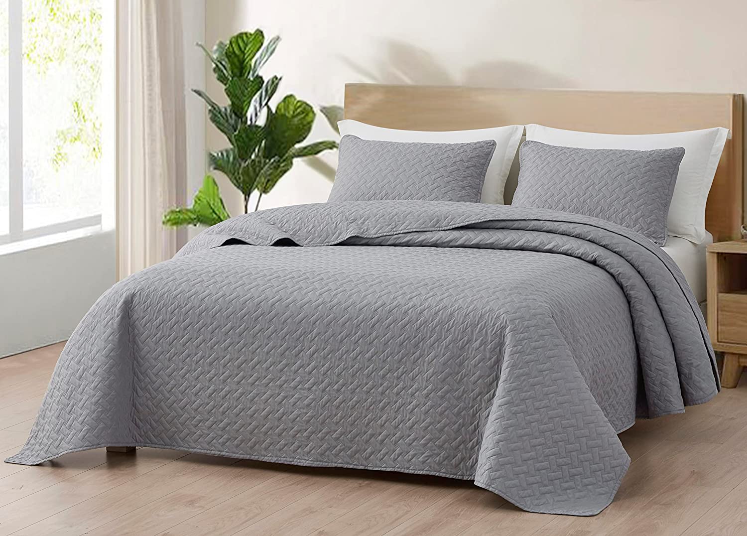 Chezmoi Collection Randall 3-Piece Soft Cooling Bamboo Fiber Quilt Bedspread Basketweave Quilted Coverlet Set (King, Light Gray)