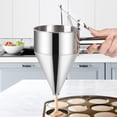 thumbnail image 3 of Dispensador de masa para panqueques YWHWXB de 600 ml de acero inoxidable, 3 of 8