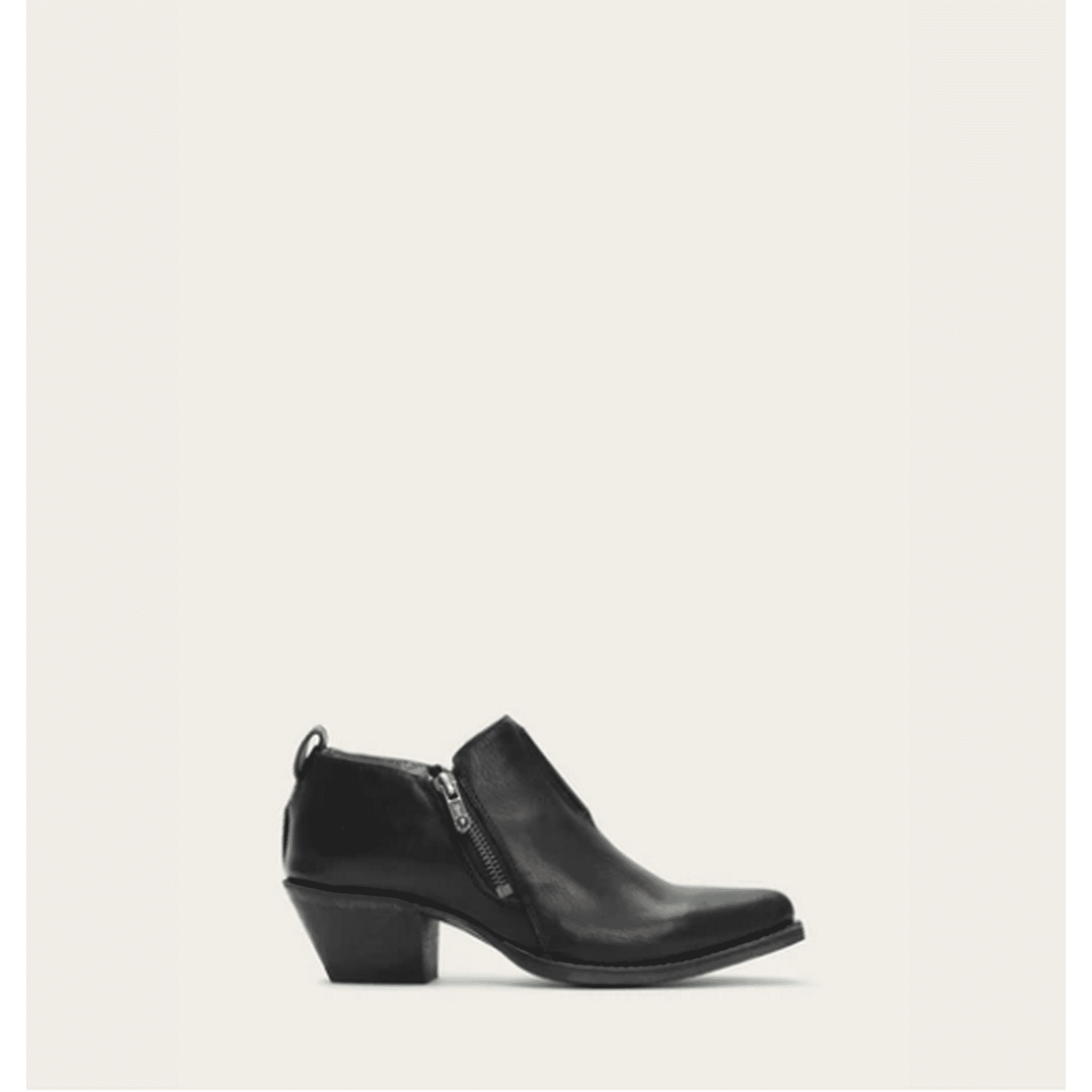 Sacha moto shortie frye discount