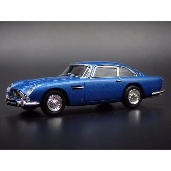 Open Box 1963-1965 ASTON MARTIN DB5 BLUE 1/64 SCALE COLLECTIBLE DIORAMA DIECAST MODEL CAR