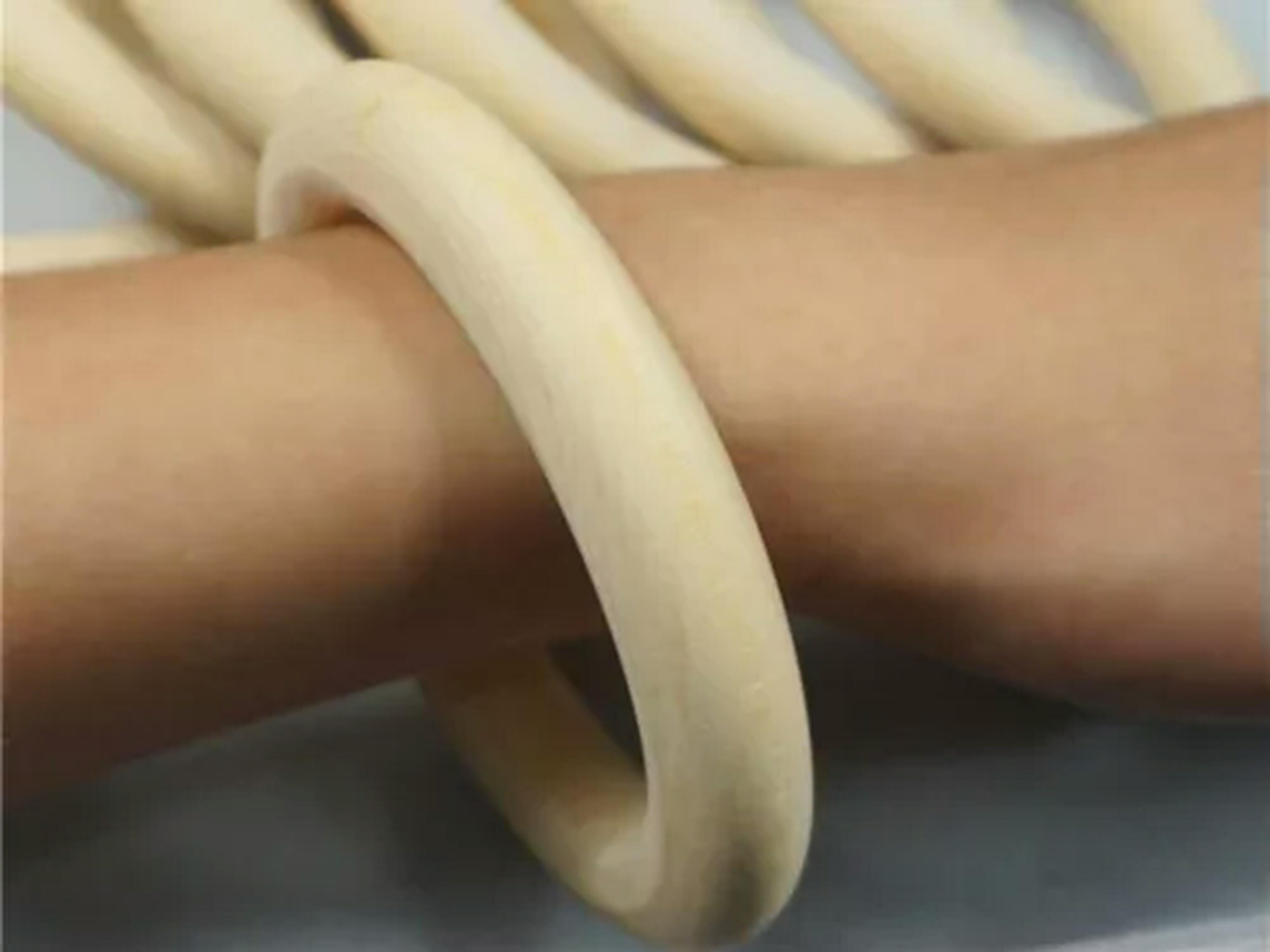 U8MO 5pcs Large Unfinished Natural Untreated Plain Wooden 100mm-150mm Wood Round Ring-125mm(4.9")