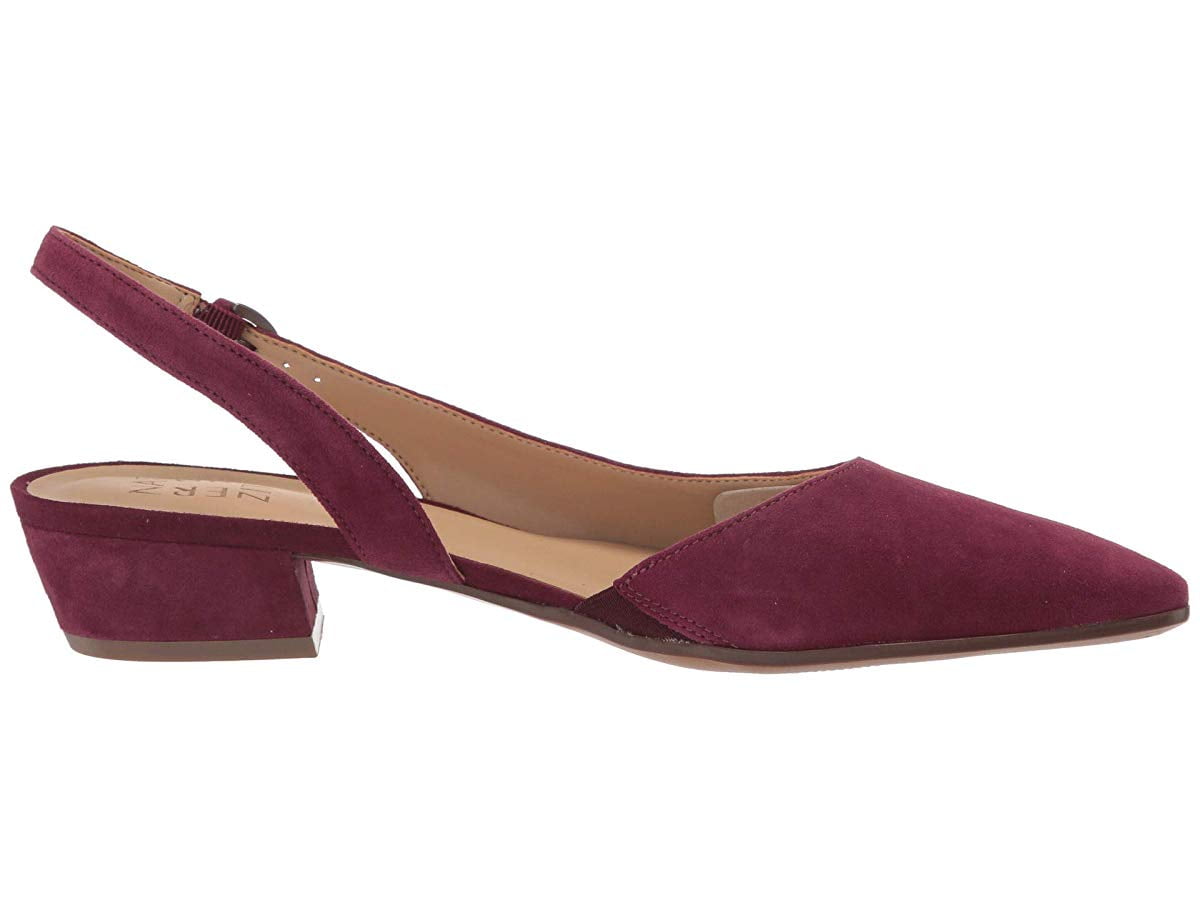 naturalizer banks court