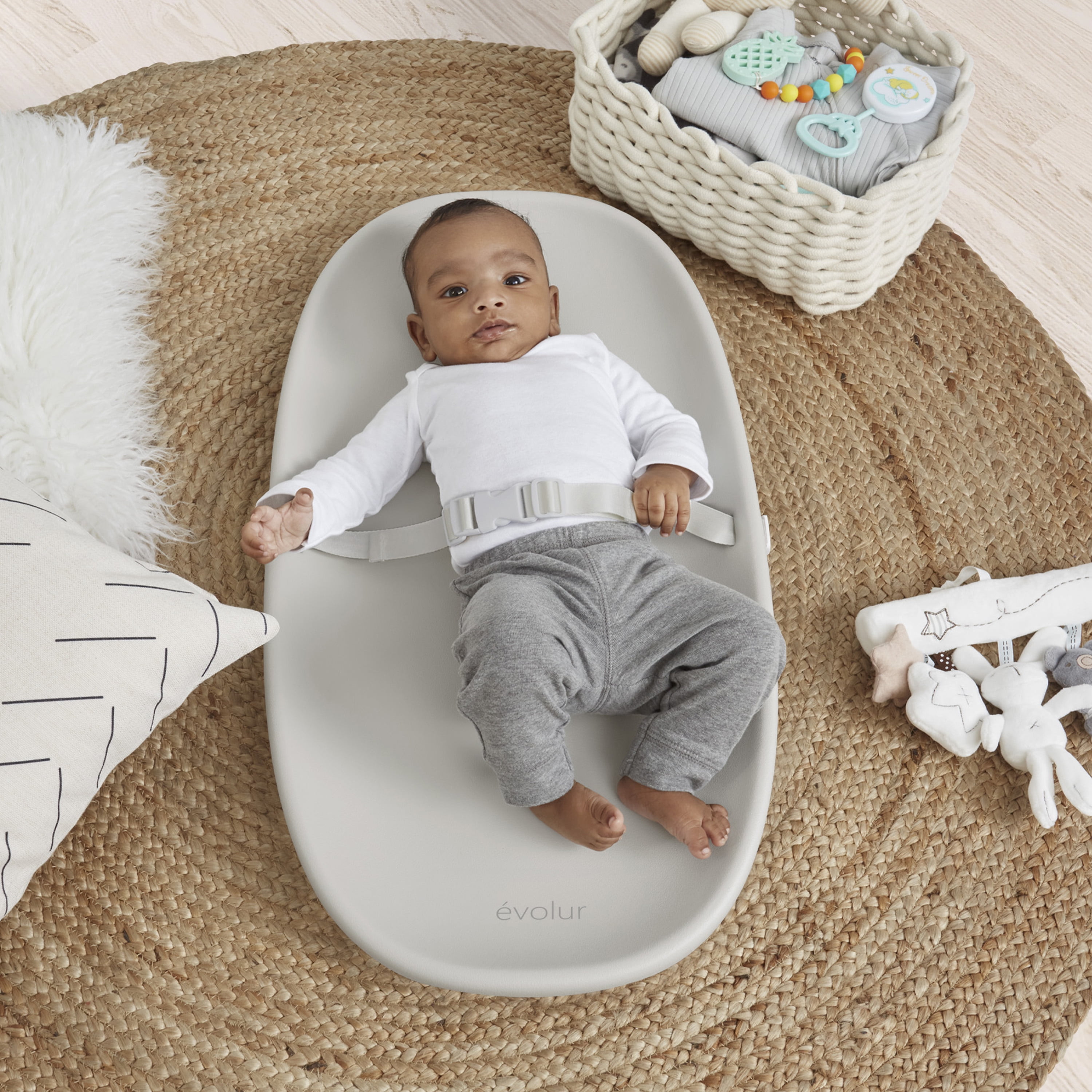 Evolur Eva Changing Pad, Light Gray