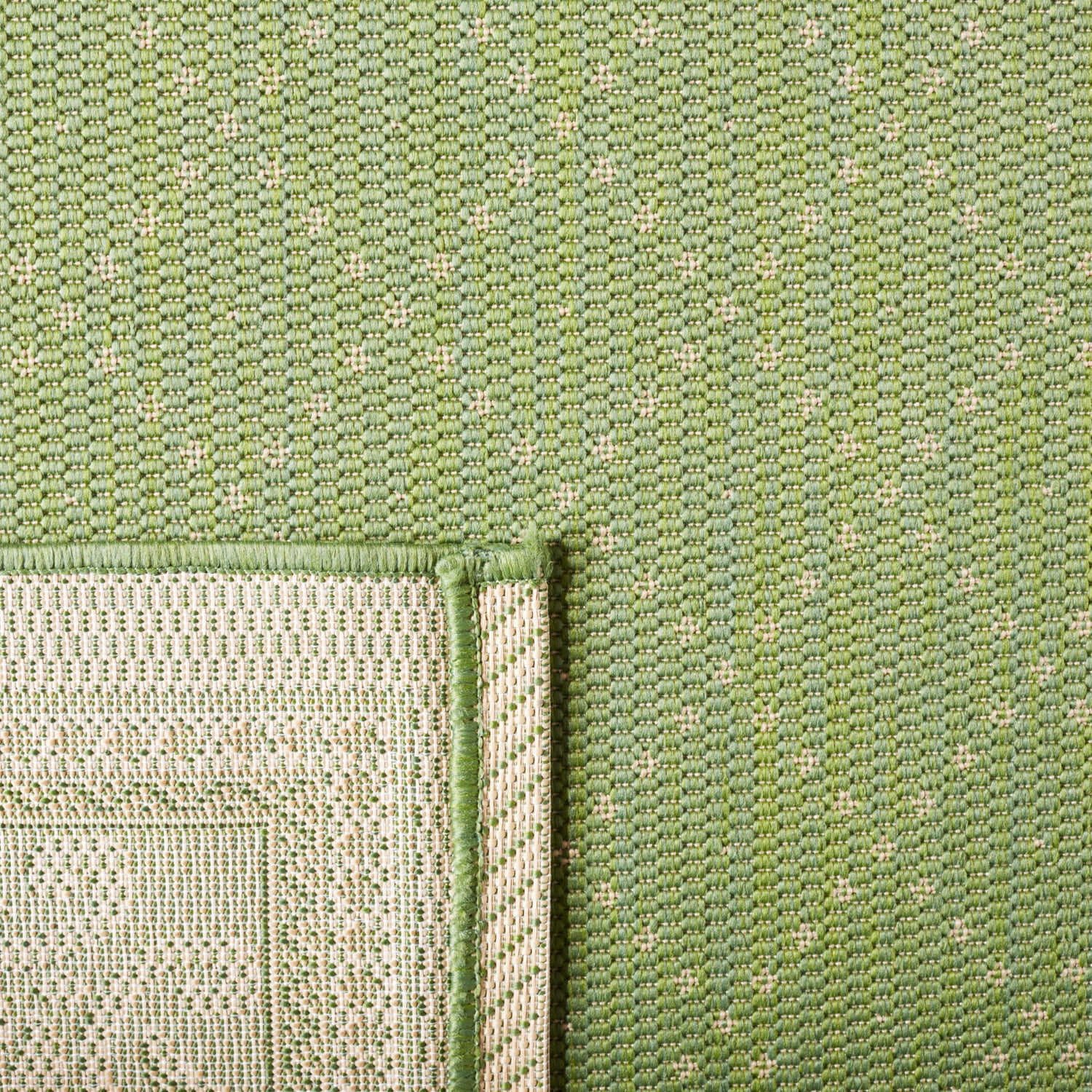 Safavieh Courtyard Eva Oriental Indoor/Outdoor Area Rug, Olive/Natural, 5'3" x 7'7"