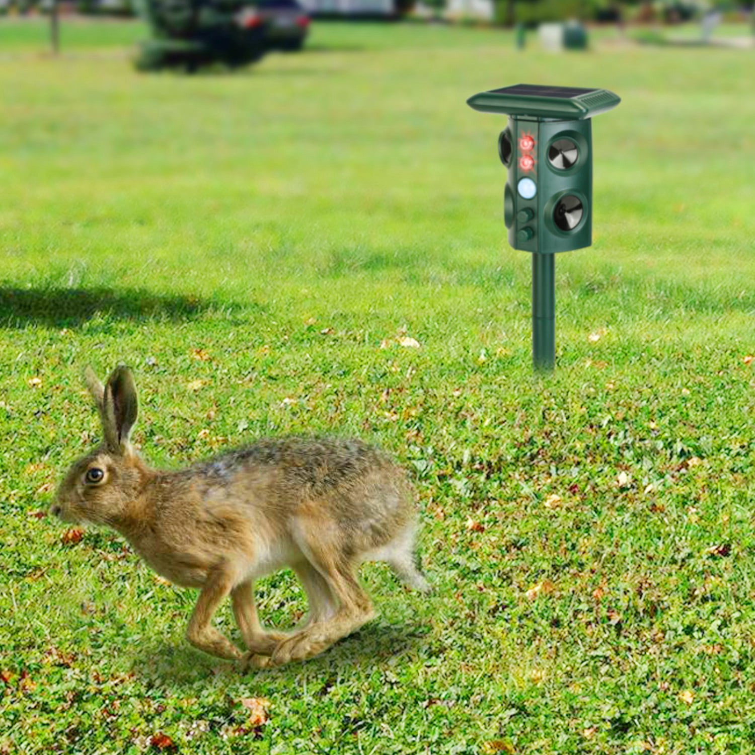 Imountek Solar Ultrasonic Animal Repeller, Garden Animal Chaser with PIR Motion Sensor IP65 Waterproof Sound Flashing Light for Deer Raccoon Squirrel Mice Snakes Cat Dog