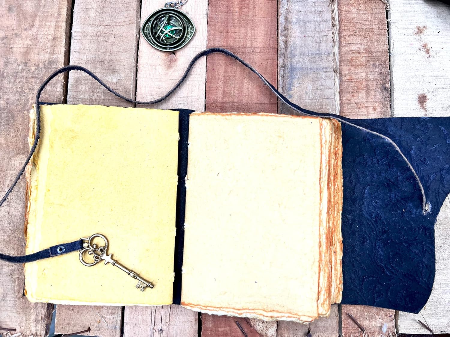 Leather Journal, Vintage Journal, Book of Shadows, Leather Journals For Women, Grimoire Journal, Leather Bound Journal, Watercolor Journal, Antique Books, Leather Journals Sketchbook Books