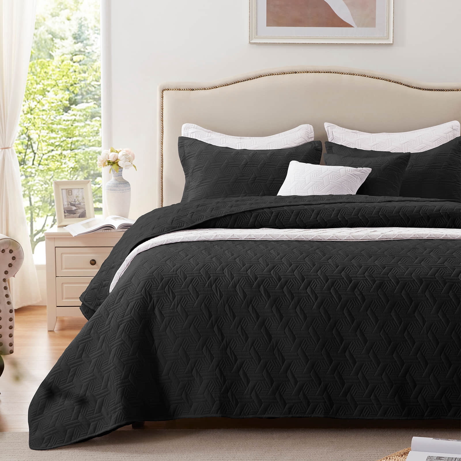Full/Queen Quilt Set 3 Pieces, Lightweight Black Bedspread-90''x98'', Soft Microfiber Summer Quilt/Coverlet, Luxurious Warm Bedding Sets for All Seasons (Includes 1 Quilt, 2 Shams)
