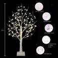thumbnail image 4 of Lámpara de mesa con forma de árbol iluminada de 2 pies con 144 luces LED y temporizador, 4 of 6