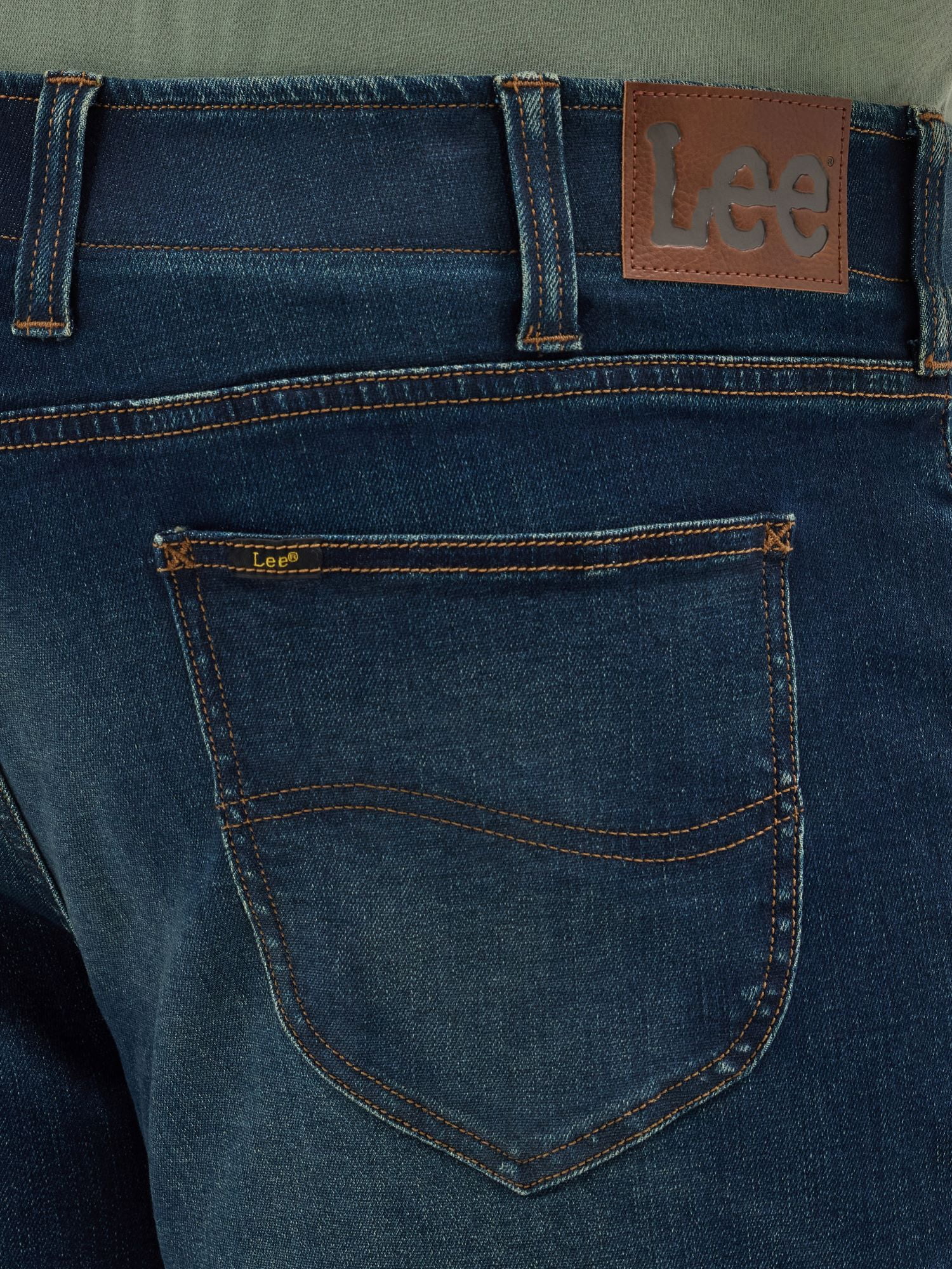 Lee® Men's and Big Men's Extreme Motion Relaxed Straight Leg Jean