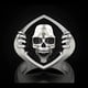 thumbnail image 4 of Anillos de calavera para hombres, joyería gótica, anillos de corazón Punk para parejas, niñas, mujeres, aleación de diamantes de imitación, motorista de fiesta Y2K JAMW Sencillez, 4 of 5