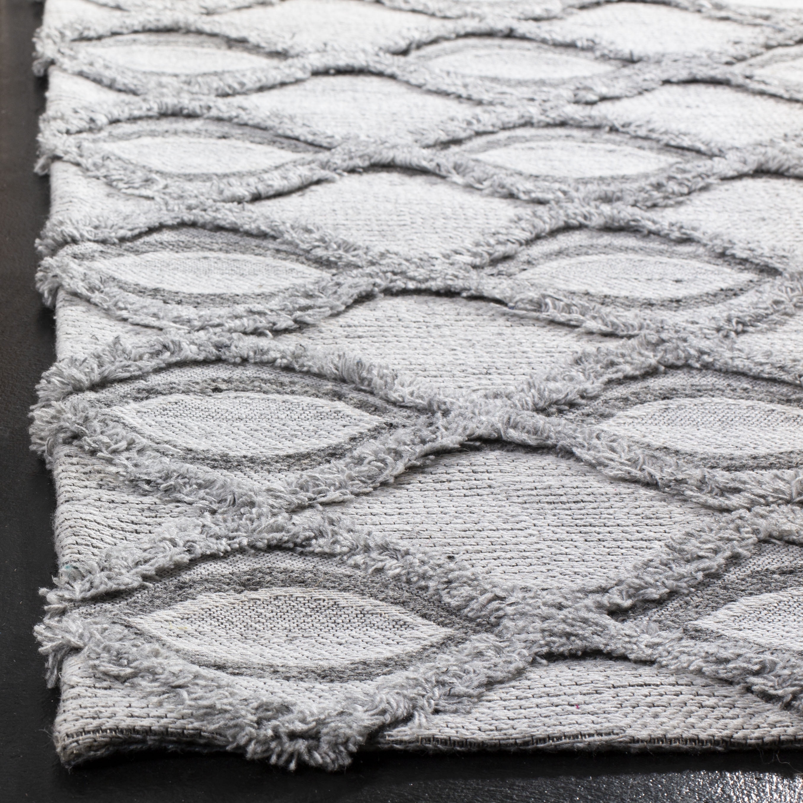 SAFAVIEH Marbella Melody Geometric Trellis Area Rug, Grey/Charcoal, 4' x 6'
