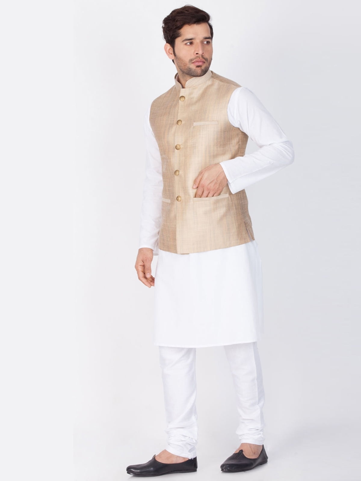 ALJAAMI Sleeveless Solid Men Jacket - Buy ALJAAMI Sleeveless Solid Men  Jacket Online at Best Prices in India | Flipkart.com