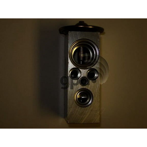 A/C Expansion Valve Fits select: 2002-2003 SATURN L200, 2000 SATURN LS1