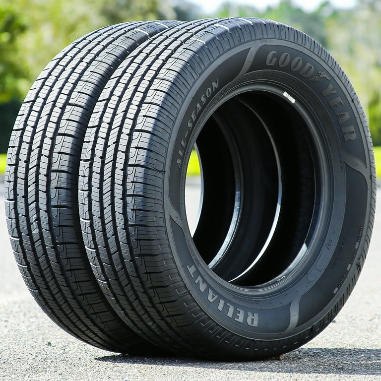 Goodyear Reliant All-Season 215/55R17 94V Performance a/s Tire