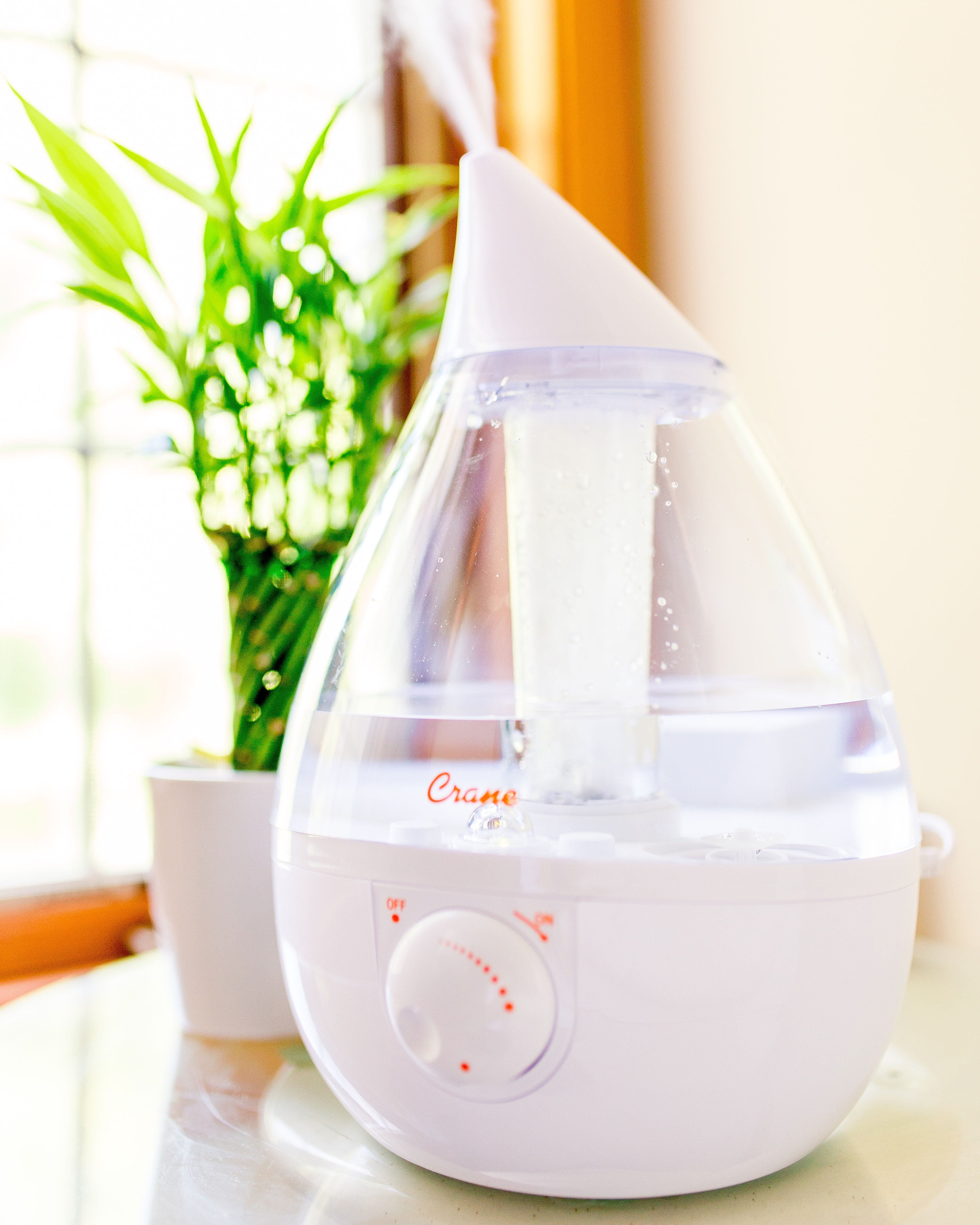 Crane White Drop Ultrasonic Cool Mist Teardrop Humidifier, 1 Gallon, Auto Shut-Off, Baby Humidifier for Nursery and Bedroom