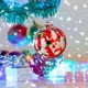 thumbnail image 4 of Adorno de bola de Navidad de vidrio soplado a mano | Bola Decorativa Colgante de 2.4" | Textura y brillo artesanales únicos | Lazo de vidrio duradero | Interior al aire libre Hogar, Árbol, Ventana,, 4 of 6