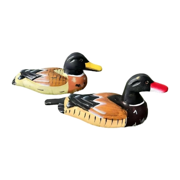 Fzaqwen 2 Pieces Garden Bird Statue Hand Painted Duck Figurine for Yard Office Table