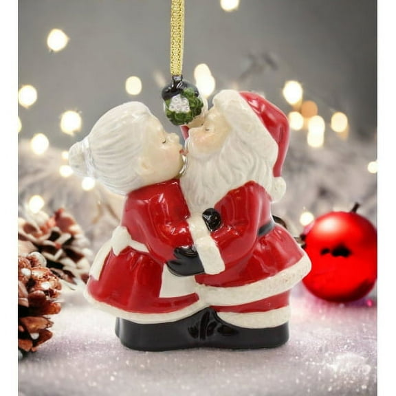 Santa Mrs Claus Kissing Ornament 3 inch Holiday Decor