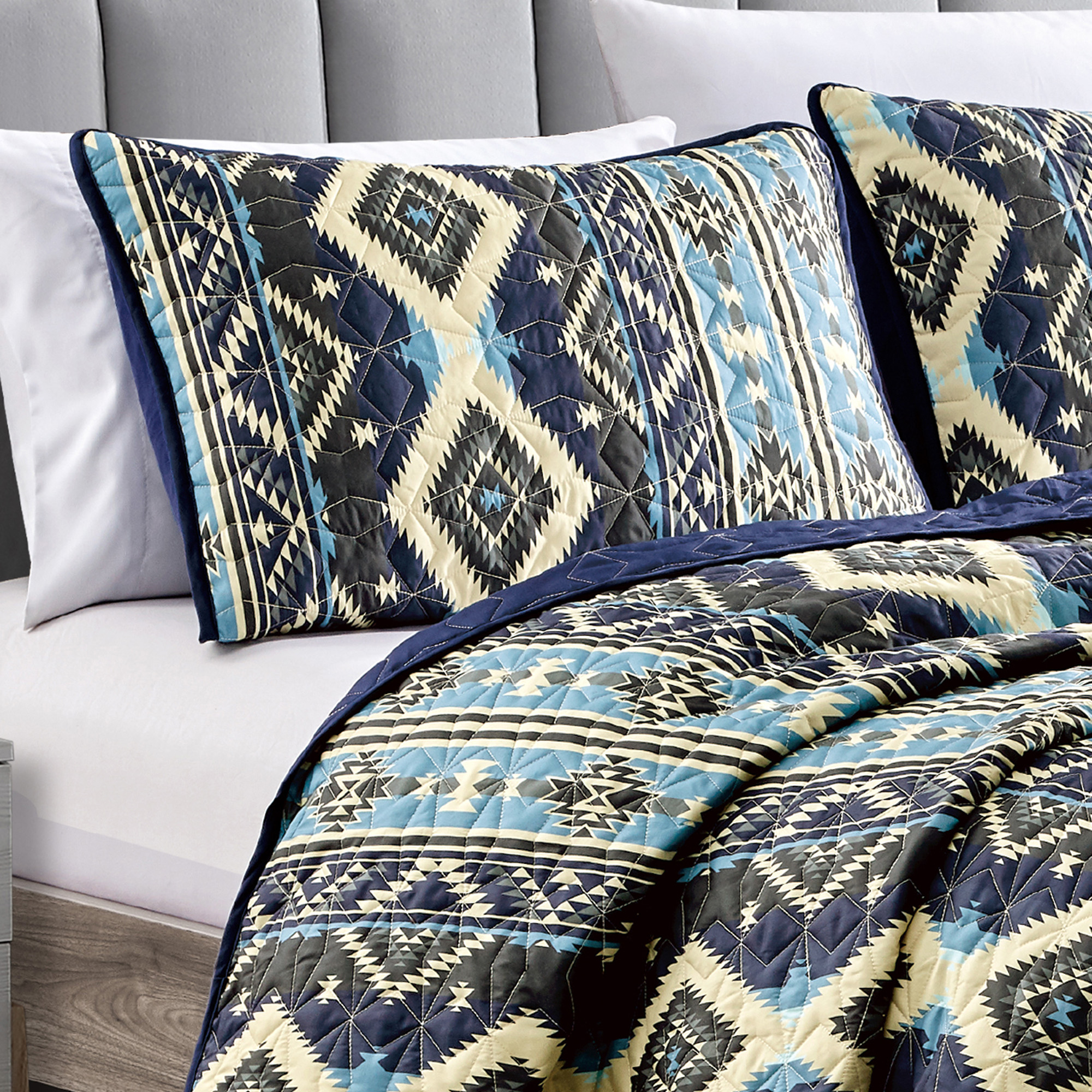 Evjk 3-Piece Decorative Lightweight Bedspread Set – Reversible, Microfiber with Minimalist Print, QUEEN