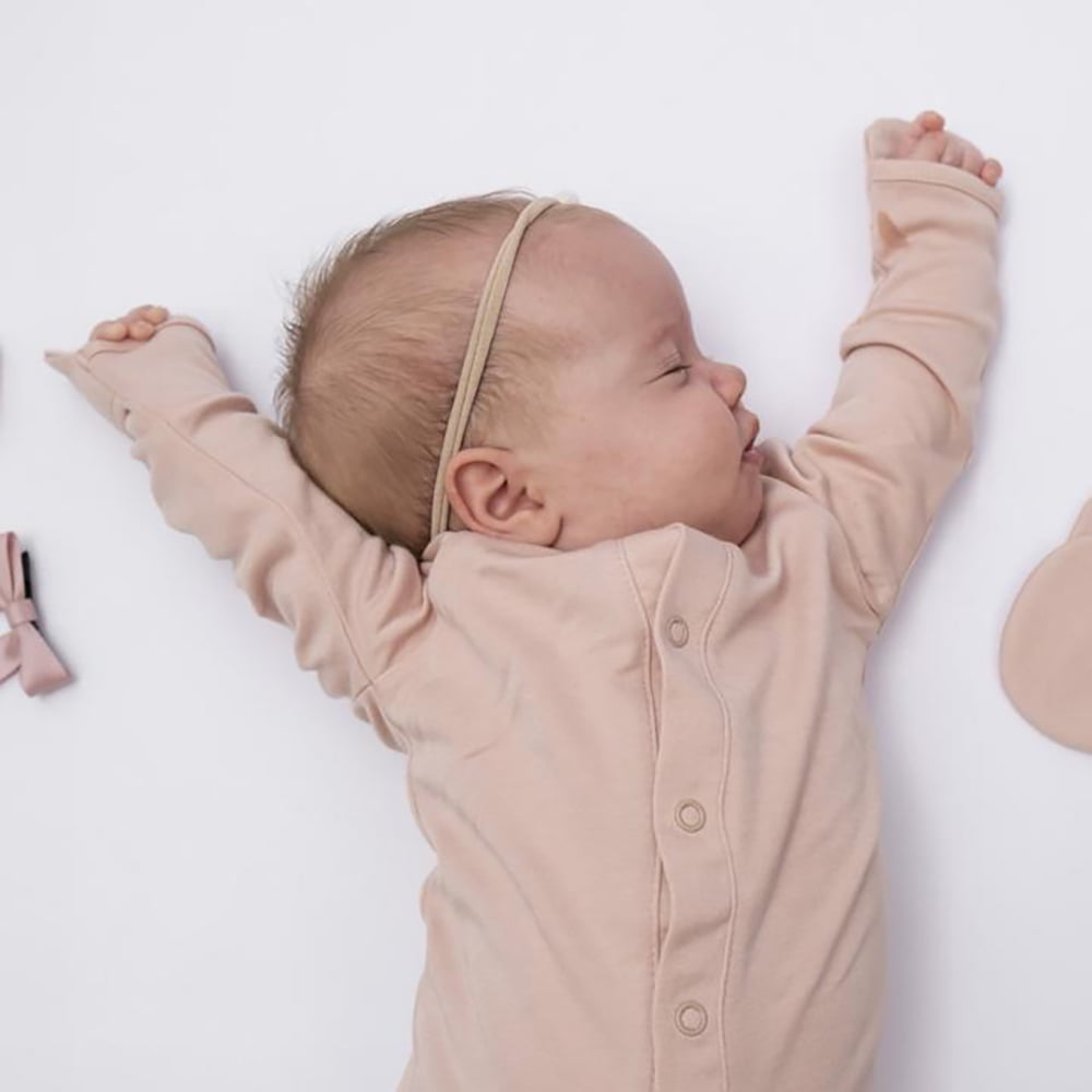 baby sleeping mittens