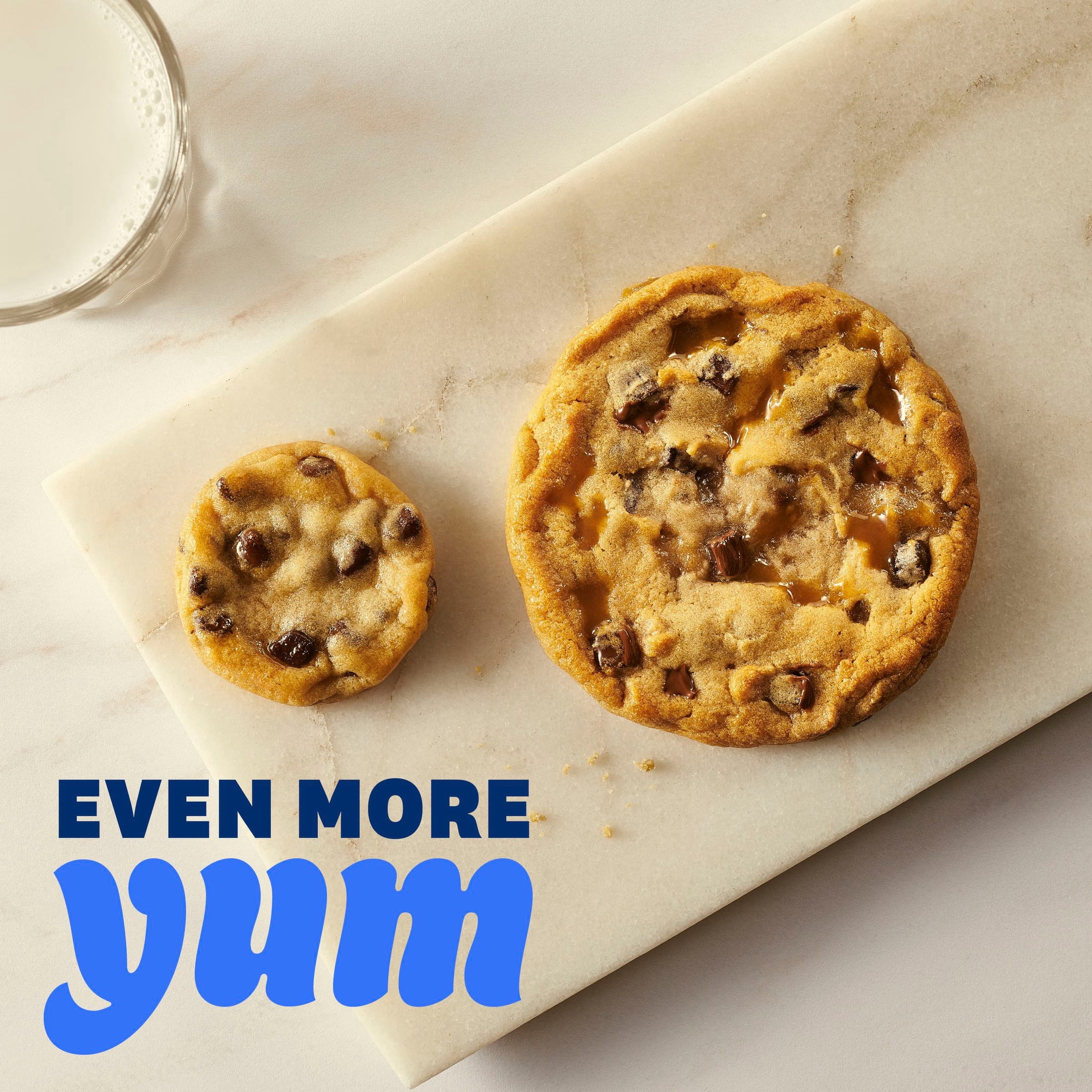 Pillsbury Big Cookies, Chocolate Chunk Salted Caramel Cookie Dough, 6 Count, 14 oz