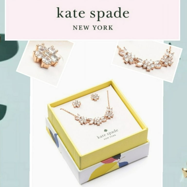 Gleaming gardenia necklace and cheap studs boxed set