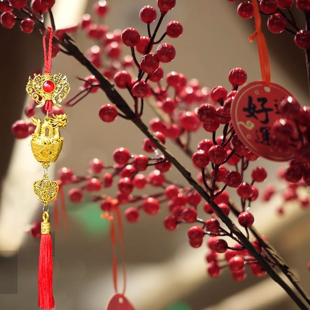 YAOMOBB Décoration Réutilisable Festival de Printemps Chinois 2024 Décoration Suspendue avec Pompons Rouges 3D Doré Intérieur Extérieur Nouvel An Ornement
