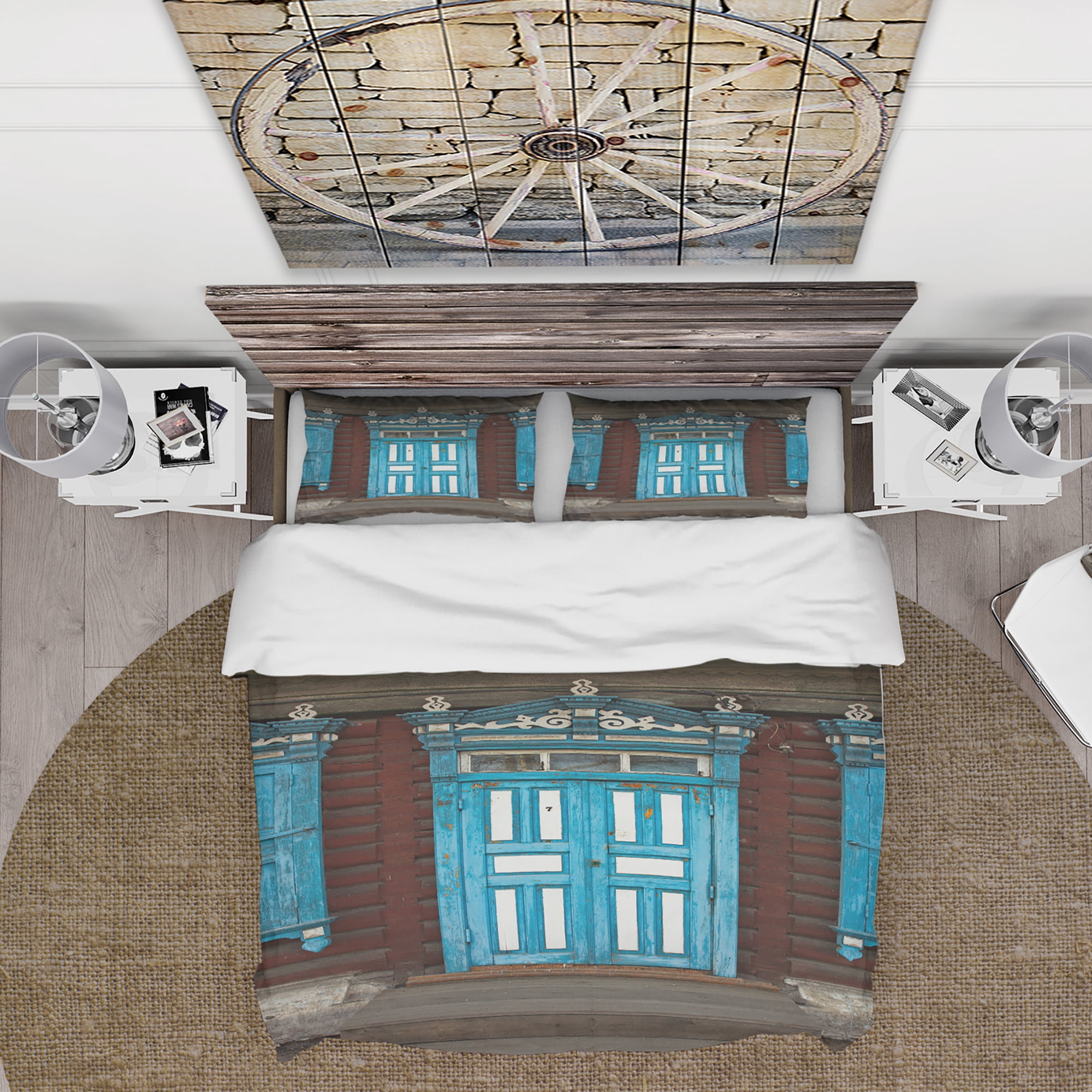 Designart 'Wood Carvings On Wooden House Door' Vintage Duvet Cover Set