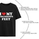 thumbnail image 5 of Camisetas casuales para mujer con texto "Amo los pies de mi novia", 5 of 7
