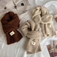 thumbnail image 2 of Bufanda de flores con clip para mujer, bufanda de invierno suave de lana glutinosa tejida, cálida y gruesa, a la moda, 2 of 4